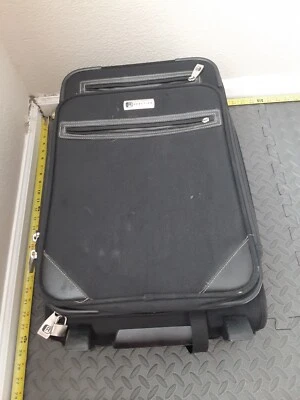 Kenneth Cole Reaction Softside Black Luggage Suitcase 20 inch #S199 - Image 1 of 4