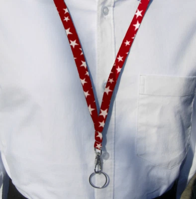 Cordón estrella, estrellas blancas sobre rojo, patriótico, maestro, porta insignia de identificación, llavero Foto 1 de 4