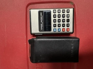 Vintage CASIO Pocket-Mini Calculator Electronic P-810 Nice Condition - Picture 1 of 4