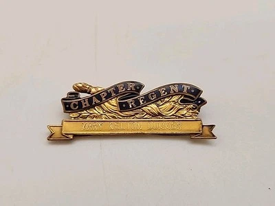 DAR DAUGHTERS OF THE AMERICAN REVOLUTION EX CHAPTER REGENT OFFICER  - Image 1 of 4