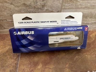 Hogan Wings Airbus Industries A319 1/200 W/Gear - Image 1 of 4