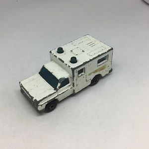 Vintage Matchbox Lesney - No 41 Ambulance - Made in England - 1977 - Picture 1 of 8