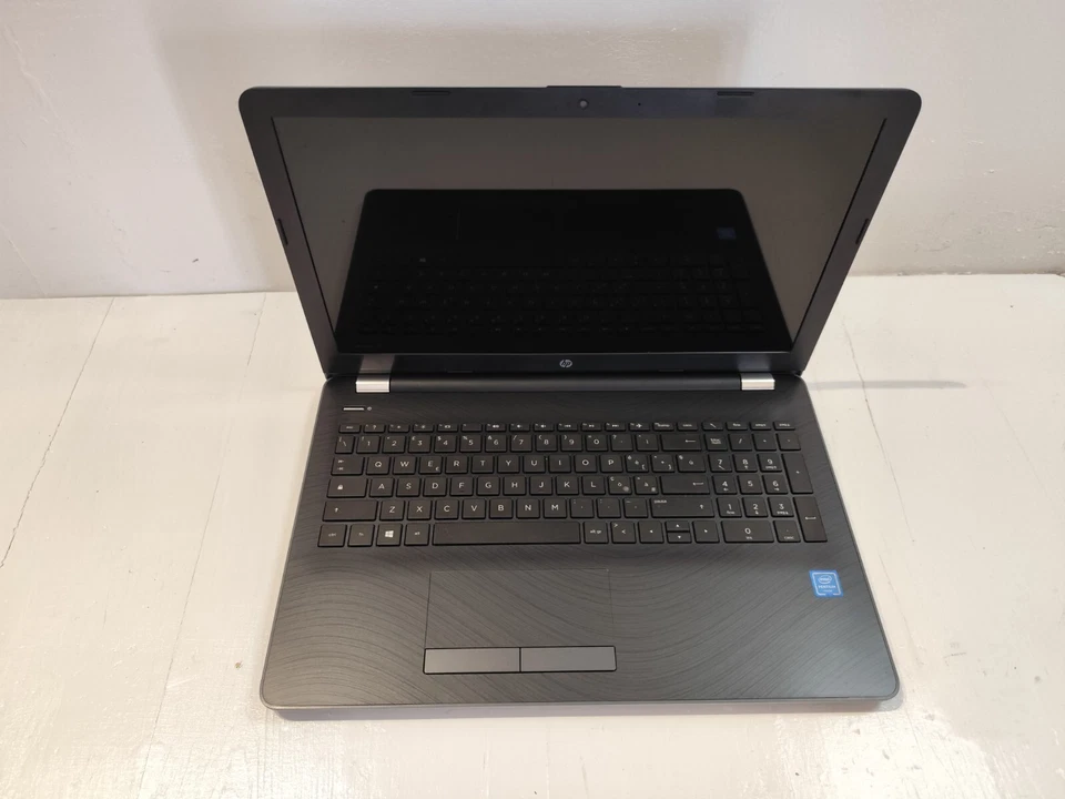 NOTEBOOK HP PAVILION 15 INTEL PENTIUM 4415U 4GB RAM 500GB HD WIFI WIN10 - Immagine 1 di 4