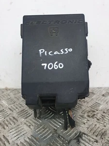 Citroen Xsara Picasso 2008 Engine Bay FUSE Box - Picture 1 of 3