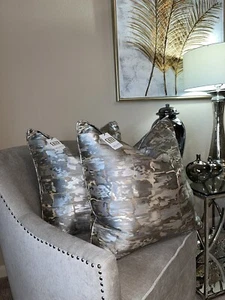 2-NWT CALLISTO HOME ABSTRACT DESIGN DECORATIVE PILLOWS - Picture 1 of 18