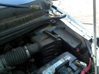 Air Cleaner Fits 04-07 FREESTAR 3072814 - Image 1 of 2