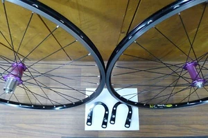 29er/700c wheelset with purple Chris King hubs, Mavic 719 rims and DT spokes - Picture 1 of 8