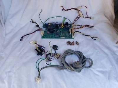GE Refrigerator Control Board 200D5837G004 w Wiring Harnesses Hotpoint OEM  - Image 1 of 4
