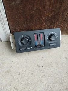 03 04 05 06 SILVERADO TAHOE YUKON ESCALADE DIGITAL AC HEATER CLIMATE CONTROL OEM - Picture 1 of 3