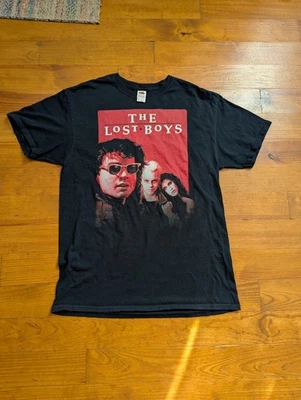 Camiseta The Lost Boys Vampiro Película de Terror Promo Vintage Talla M Negra Foto 1 de 4