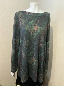 New Women’s Passports Boat Neck Long Sleeve Green/red Floral Stretch Top Size XL - Picture 1 of 9