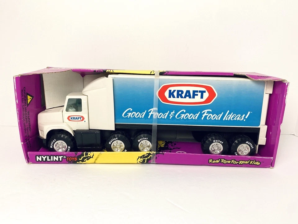 Vintage Nylint Racing Panther 4x4 Pick-up Truck with Boat