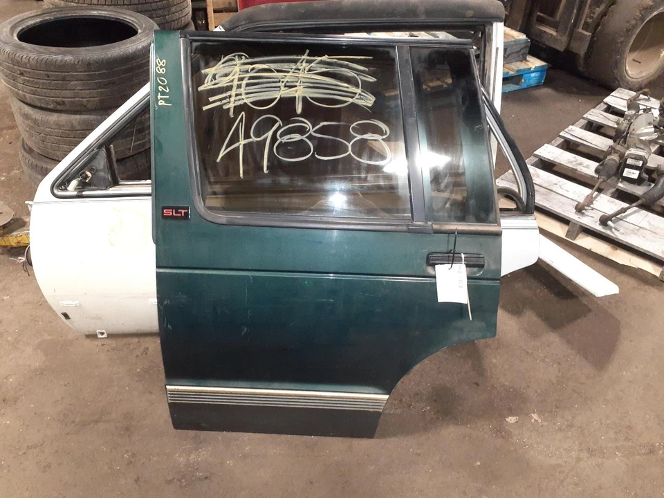 Used Rear Left Door fits: 1992 Gmc Blazer s10/jimmy s15 electric Rear Left Grade - Image 1 of 3