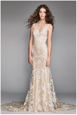 Vestido de noiva de renda champanhe e marfim tamanho 2 pelo designer Watters - Imagem 1 de 4