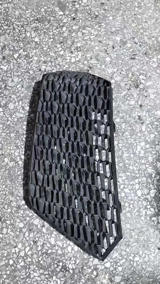 Parachoques delantero derecho Lamborghini Aventador LP700 470807682 Foto 1 de 4