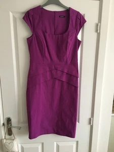 Damen hübsches Römer Kleid / Größe 12 / dehnbares Material - Bild 1 von 7