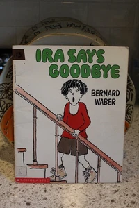 Ira Says Goodbye - Paperback, by Bernard Waber - Good - Picture 1 of 8