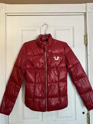 True Religion Women's Small Horse Shoe Slim Red Puffer Jacket Lightweight Zip Up - Image 1 of 3