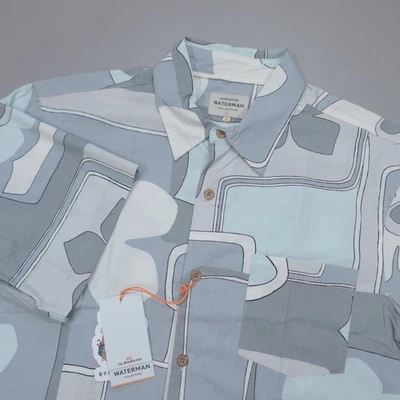 Quicksilver Men's Carbon Surfrider Printed Short Sleeve Comfort Fit Rayon Blend - Image 1 of 4