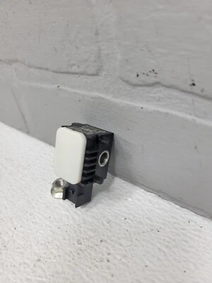 Mazda CX-9 2007-2015 sensor pilar B conductor o pasajero Bosch OEM Foto 1 de 4