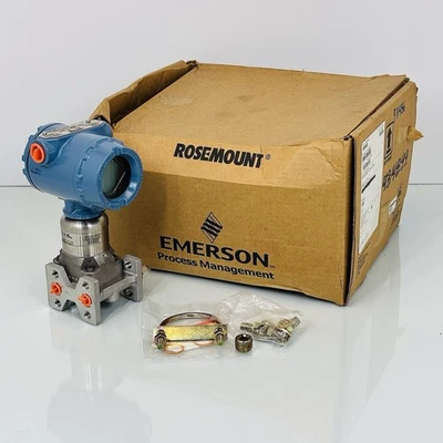Rosemount 3051S1CD0A2F12A1AB1K5M5L4 Smart Pressure Transmitter 0-3 in H2O 4-20mA - Image 1 of 4