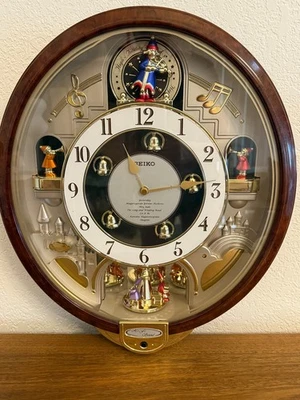 Seiko Melodies in Motion Beatles Wall Clock –Musical Quartz - Works - Image 1 of 4