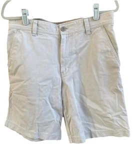 Izod Mens Shorts Golf Chino Flat Front Khaki Size 32 Preppy Beige Tan BRAND NEW - Picture 1 of 10