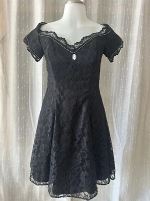 Vestido Gunne Sax Negro Encaje y Tul Semi Formal Talla 9/10 Baile de graduación Fiesta Estrás Foto 1 de 4