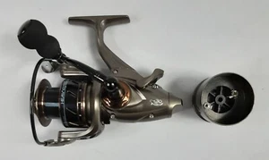 Neue, Bronze TEAM SPECIALIST Specimen Pro-Series Angelrolle, Modell 1285230 - Bild 1 von 7