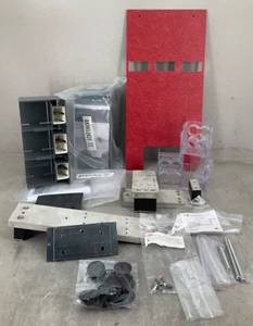 NEU ABB SRFP3XT7FPX4 NACHRÜSTSATZ FÜR SPECTRA PLUG-IN XT7 3P 44 ZOLL PANELBREITE - Bild 1 von 23