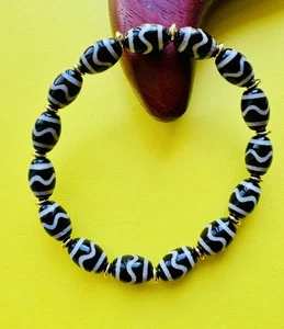 Natural Etched Agate “Wave Pattern” Bracelet–8x12mm Handcrafted Beads 17cm Wrist - Picture 1 of 5