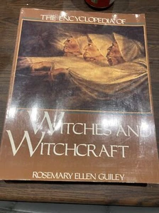 ROSEMARY ELLEN GUILEY THE ENCYCLOPEDIA OF WITCHES AND WITCHCRAFT  PB EDITION 89 - Picture 1 of 2