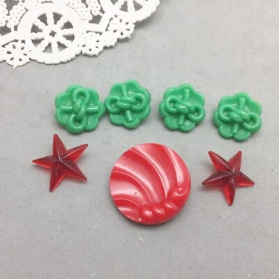 Vintage Plastic Button Lot Set 4 Green Knots 2 Red Stars Art Deco 1" Sewing - Image 1 of 2