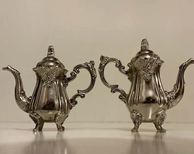 Godinger: серебряные солонки и перечницы в форме тяжелых ножек, набор из 2 - Изображение 1 из 4