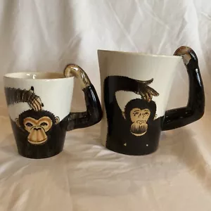 Pier 1 One Imports 2 Affe Schimpanse 3D Arm Griff 18 Unzen Kaffeebecher + 10 Unzen Becher - Bild 1 von 10