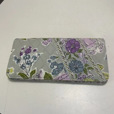 Vera Bradley Clutch Wallet 4 Pocket With Coin Zipper - Image 1 of 4