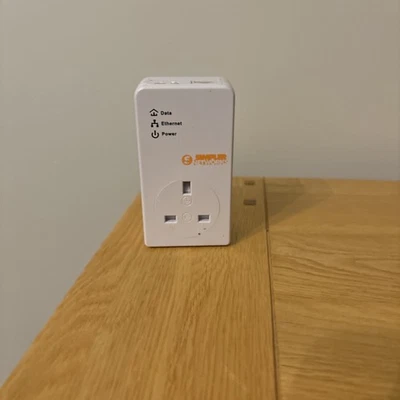 Simpler Networks HP200PT64BT 200Mbps PLC Mini Passthrough Powerline Adapter - Image 1 of 4