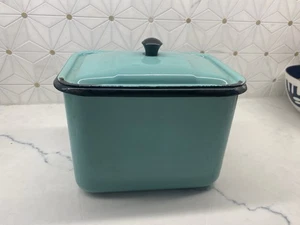Vintage Aqua Blue Enamelware Box With Lid - Picture 1 of 6