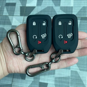 2 Stück Silikon Smart Schlüsselanhänger Hülle Cover für 2023 2022 2021 2020 2019 Chevy Silber - Bild 1 von 12