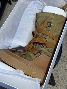 See By Chloé GREEN ‘Naina’ snow boots Size 39 - Military Green - Picture 1 of 10