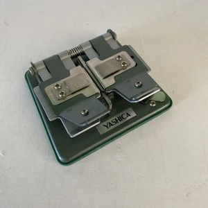Yashica 3 Way Film Splicer, Good Condition But No Back Works Fine - Picture 1 of 4