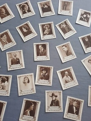 Edward Ringer and Bigg - Cinema Stars 1923 M25 - Very Good Condition - Image 1 of 4