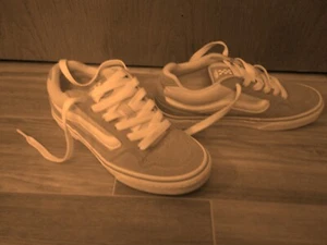 Vans Shoes Womens 7 Off the Wall Lace Up NEW - Picture 1 of 5
