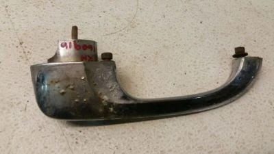 Maçaneta externa direita do passageiro para 1970 Buick Skylark 2 portas capota rígida - Imagem 1 de 4