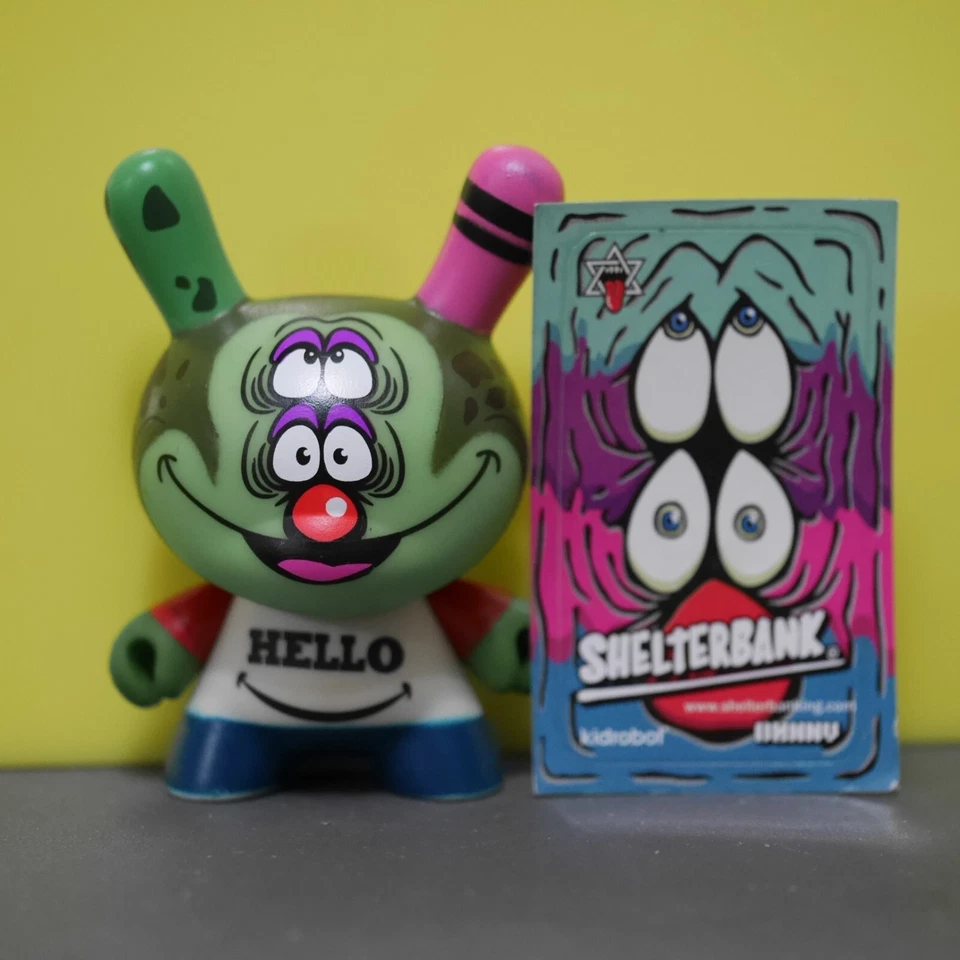 Kidrobot 3"Dunny 2010 series Shelterbank Hello - Goodbye Vinyl figure - Image 1 of 3