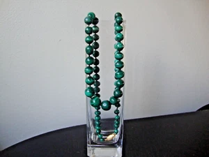 VINTAGE 1970s HANDMADE GRADUATED MALACHITE BEAD 24" NECKLACE GOLD PLATED CLASP - Picture 1 of 9