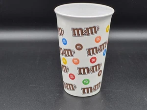 M&M's Keramik 12 Unzen Tasse, 5,5" - Bild 1 von 5