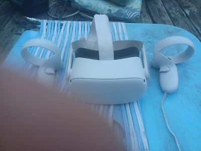 Meta Quest - Image 1 of 2