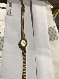 Vintage Elgin Diamond Quartz Watch Ladies Goldtone Color - New Battery - Picture 1 of 4