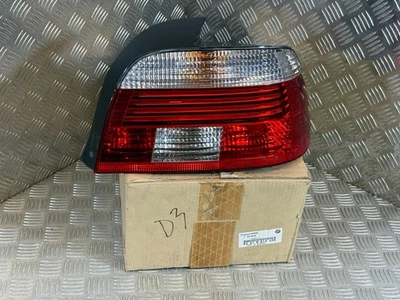 Genuine BMW E39 Saloon Sedan OS Driver Right Rear Light Clear Indicator 6912426 - Image 1 of 4